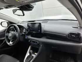Toyota Yaris (2023) thumbnail 6