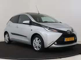 Toyota Aygo (2015) thumbnail 15