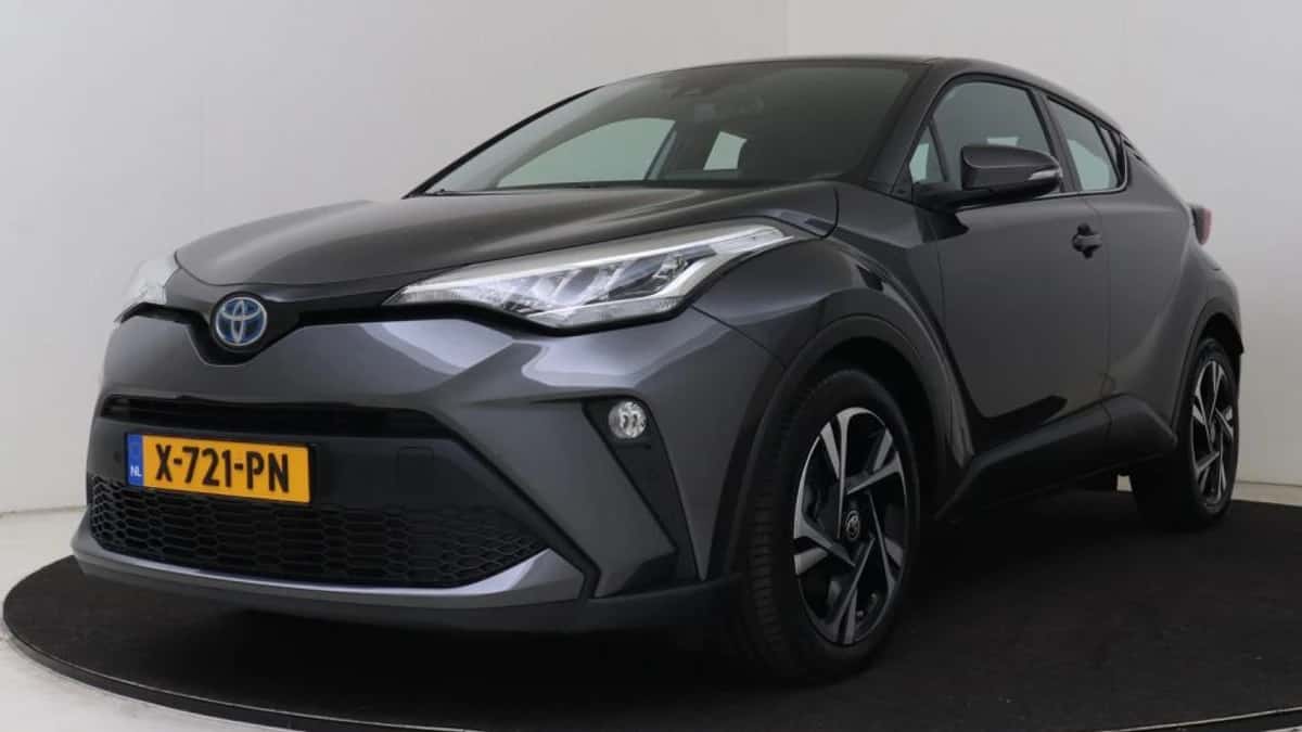 Toyota C-HR (2023) — foto 1