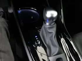 Toyota C-HR (2023) thumbnail 22