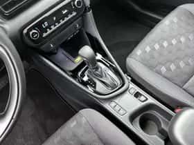 Toyota Yaris (2025) thumbnail 11