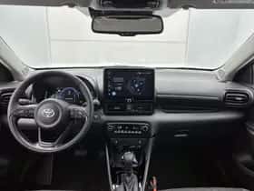 Toyota Yaris (2025) thumbnail 4