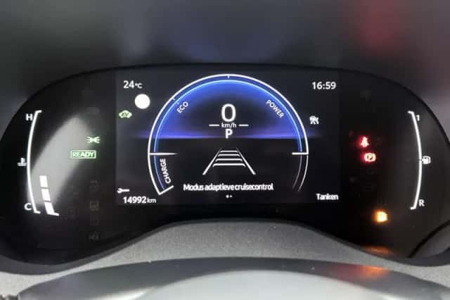 Toyota Yaris (2025) thumbnail 5