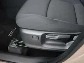 Toyota Corolla_Cross (2026) thumbnail 10