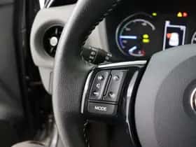 Toyota Yaris (2020) thumbnail 17