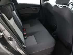 Toyota Yaris (2020) thumbnail 39