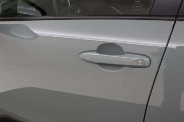 Toyota Corolla_Cross (2025) thumbnail 4