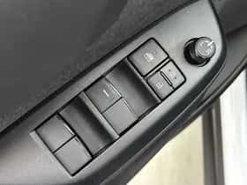 Toyota Yaris_Cross (2024) thumbnail 23