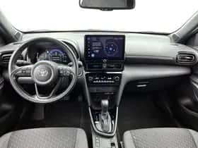 Toyota Yaris_Cross (2024) thumbnail 4