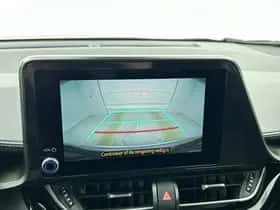 Toyota C-HR (2023) thumbnail 8