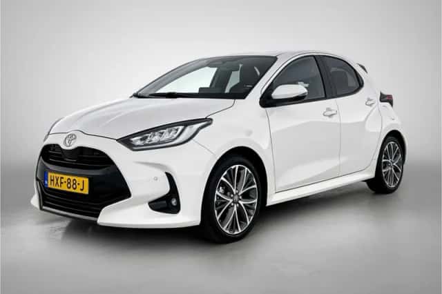 Toyota Yaris (2025) thumbnail 1