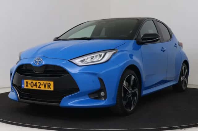Toyota Yaris (2024) thumbnail 1