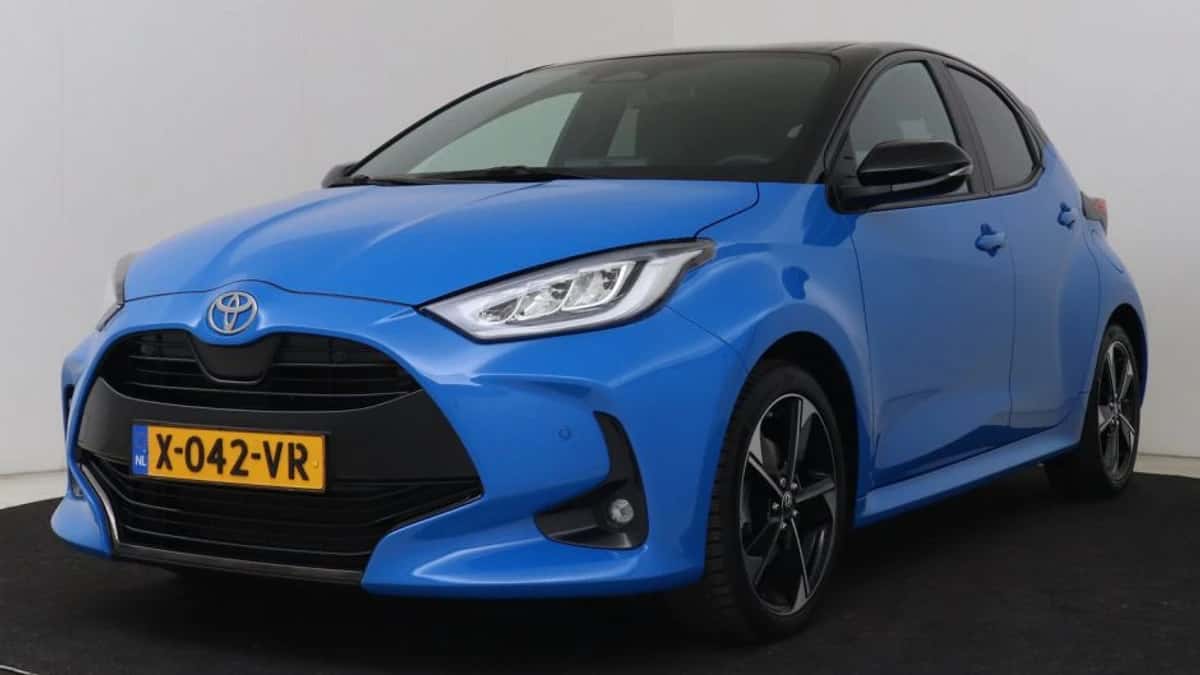 Toyota Yaris (2024) — foto 1