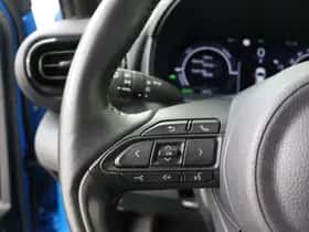 Toyota Yaris (2024) thumbnail 12