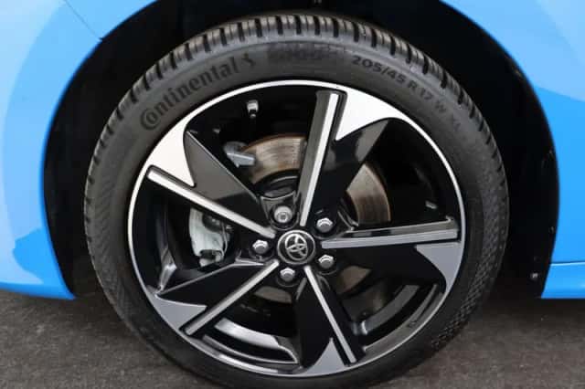 Toyota Yaris (2024) thumbnail 5