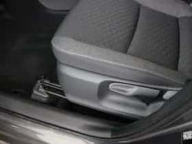 Toyota Yaris_Cross (2025) thumbnail 10