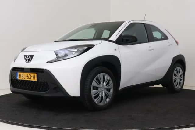 Toyota Aygo (2025) thumbnail 1
