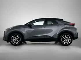 Toyota C-HR (2024) thumbnail 3