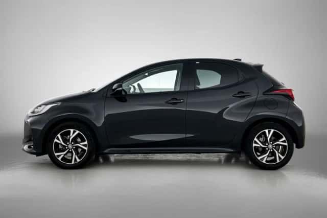 Toyota Yaris (2025) thumbnail 3