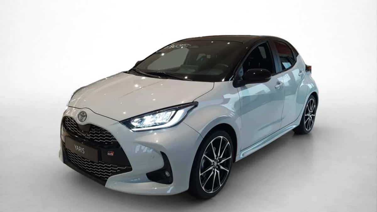 Toyota Yaris (2025) — foto 1