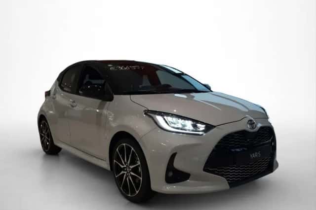 Toyota Yaris (2025) thumbnail 3