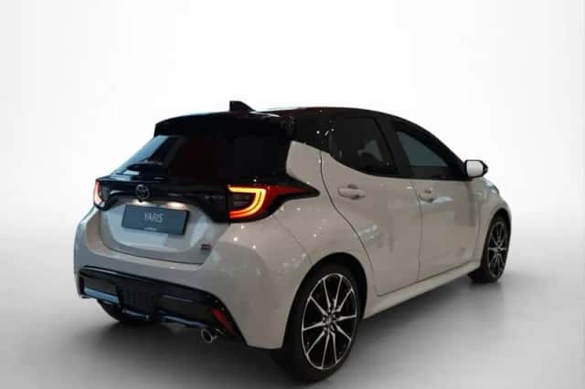 Toyota Yaris (2025) thumbnail 5