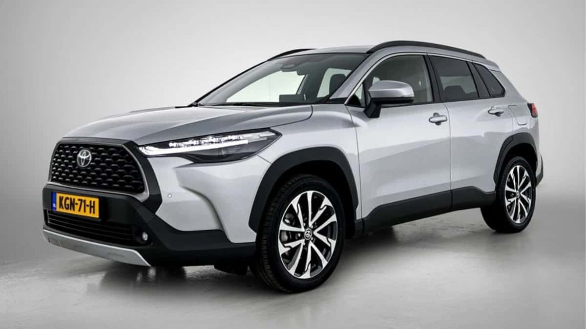 Toyota Corolla_Cross (2024) — foto 1