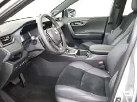 Toyota RAV4 (2025) thumbnail 31