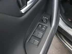 Toyota RAV4 (2025) thumbnail 10
