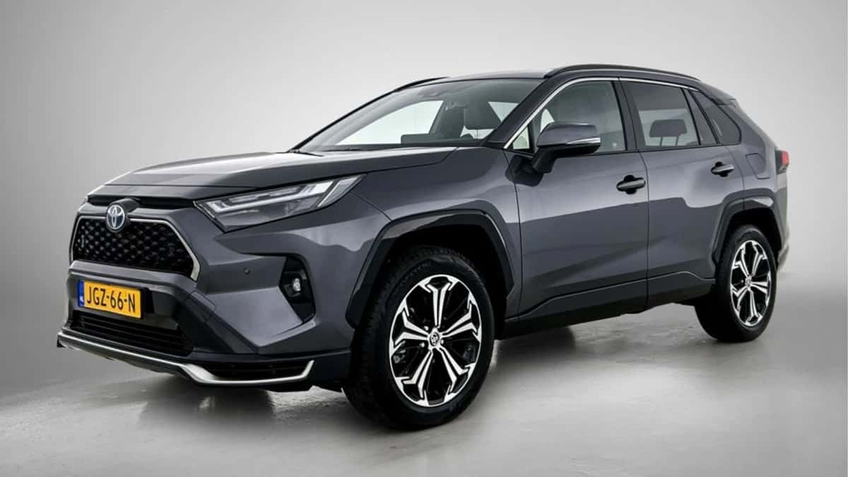 Toyota RAV4 (2025) — foto 1