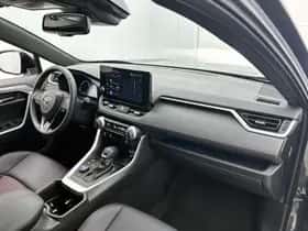 Toyota RAV4 (2025) thumbnail 6