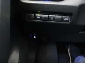 Toyota RAV4 (2019) thumbnail 16