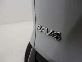 Toyota RAV4 (2019) thumbnail 38
