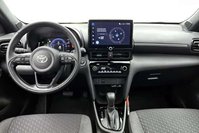 Toyota Yaris_Cross (2025) thumbnail 4