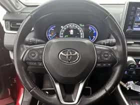 Toyota RAV4 (2021) thumbnail 19