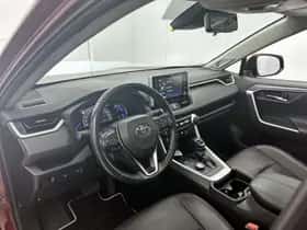 Toyota RAV4 (2021) thumbnail 39