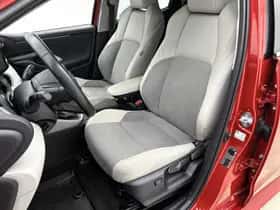 Toyota Yaris (2022) thumbnail 16