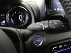 Toyota Yaris (2022) thumbnail 18