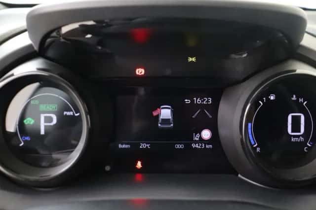 Toyota Yaris (2022) thumbnail 5