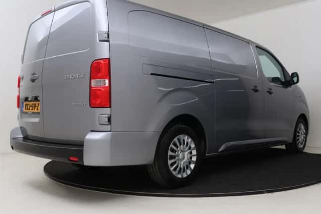 Toyota Proace (2025) thumbnail 2