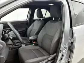 Toyota Yaris_Cross (2025) thumbnail 15