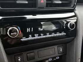 Toyota Yaris_Cross (2025) thumbnail 9