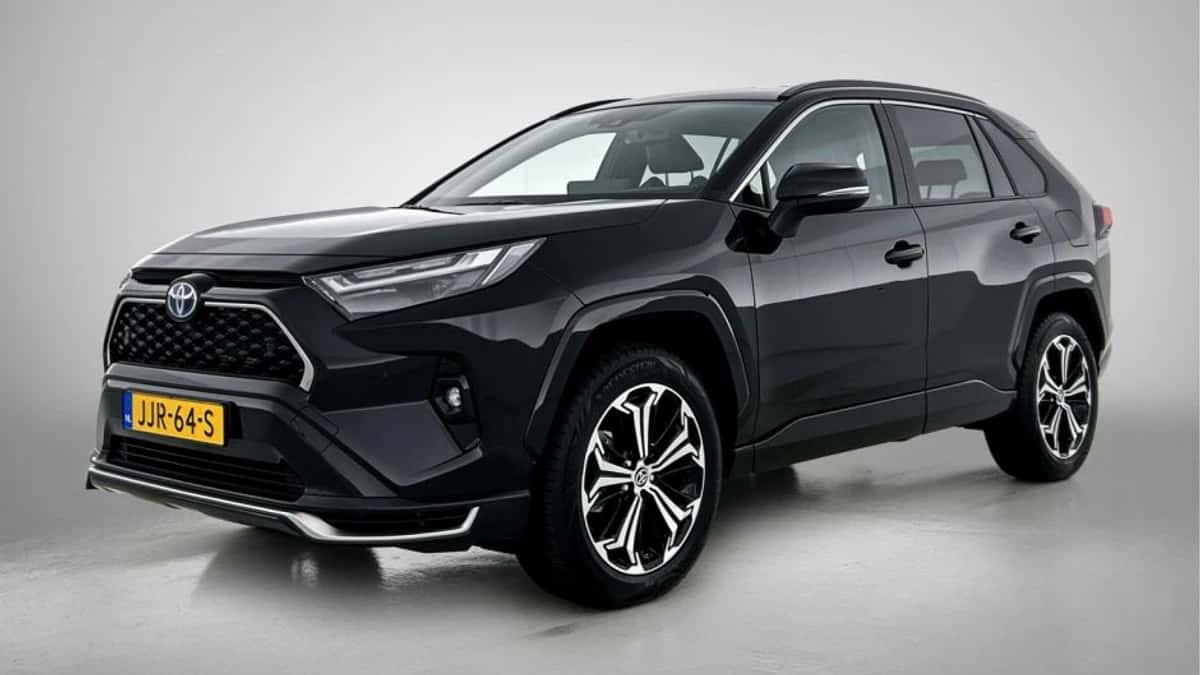 Toyota RAV4 (2025) — foto 1