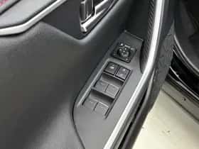 Toyota RAV4 (2025) thumbnail 22