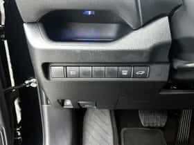Toyota RAV4 (2025) thumbnail 34