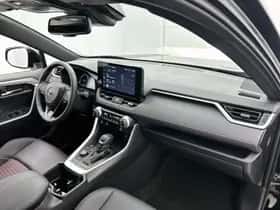 Toyota RAV4 (2025) thumbnail 6