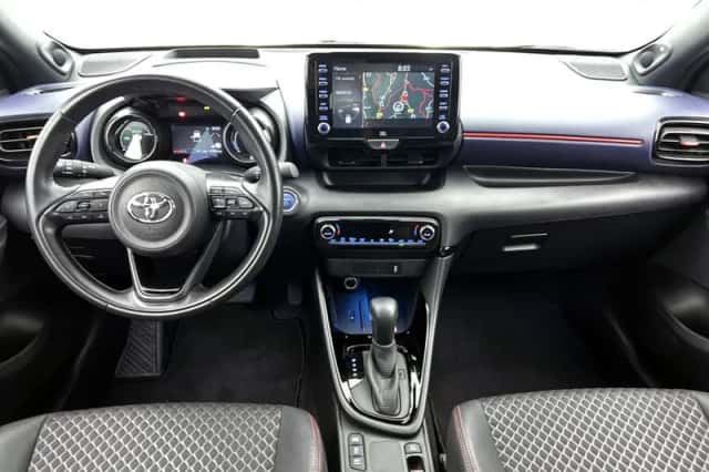 Toyota Yaris (2022) thumbnail 4