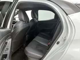 Toyota Yaris (2023) thumbnail 16