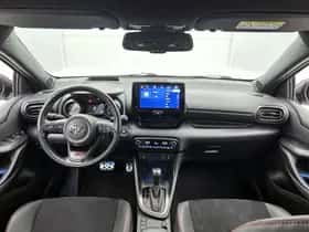 Toyota Yaris (2023) thumbnail 4