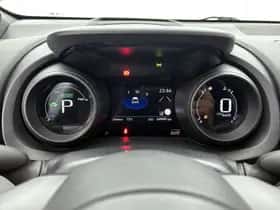 Toyota Yaris (2023) thumbnail 5